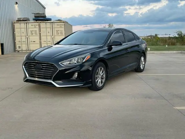 2018 HYUNDAI SONATA SE  