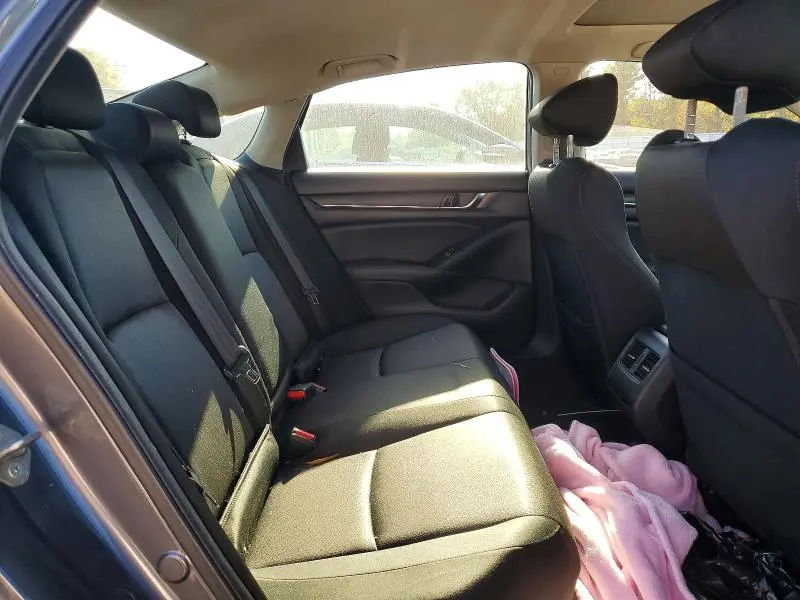 2019 HONDA ACCORD EX  