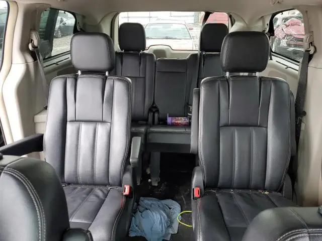2016 CHRYSLER TOWN & COUNTRY TOURING