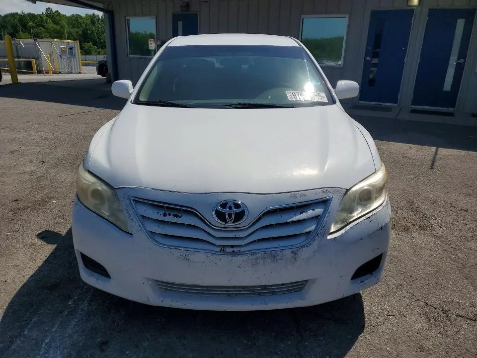 2010 TOYOTA CAMRY BASE  