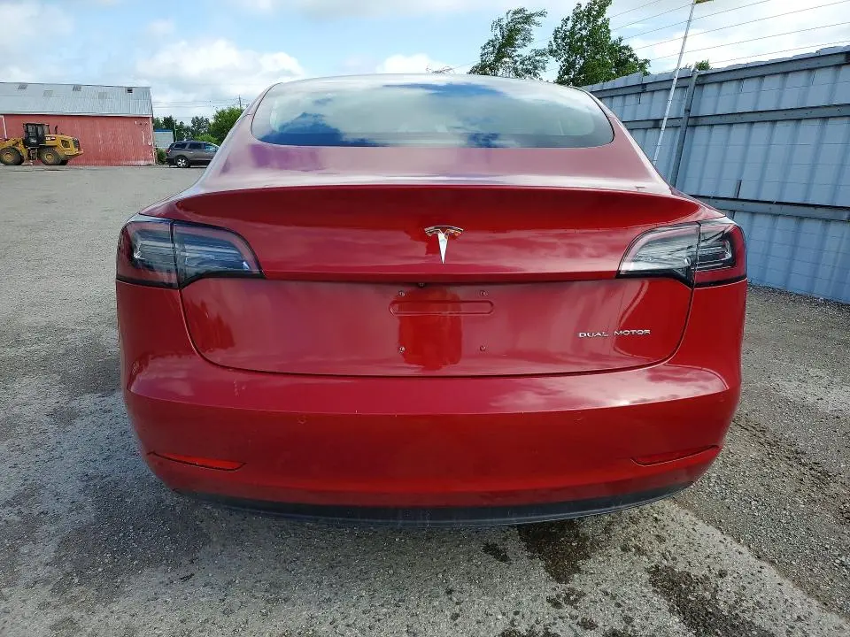 2018 TESLA MODEL 3   