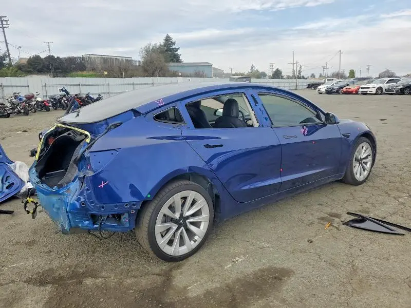 2021 TESLA MODEL 3   