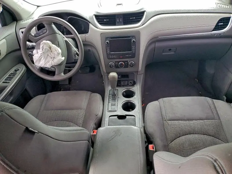 2016 CHEVROLET TRAVERSE LS  