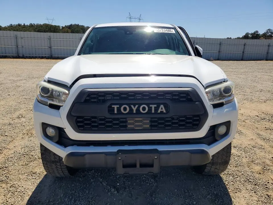 2018 TOYOTA TACOMA SR5  