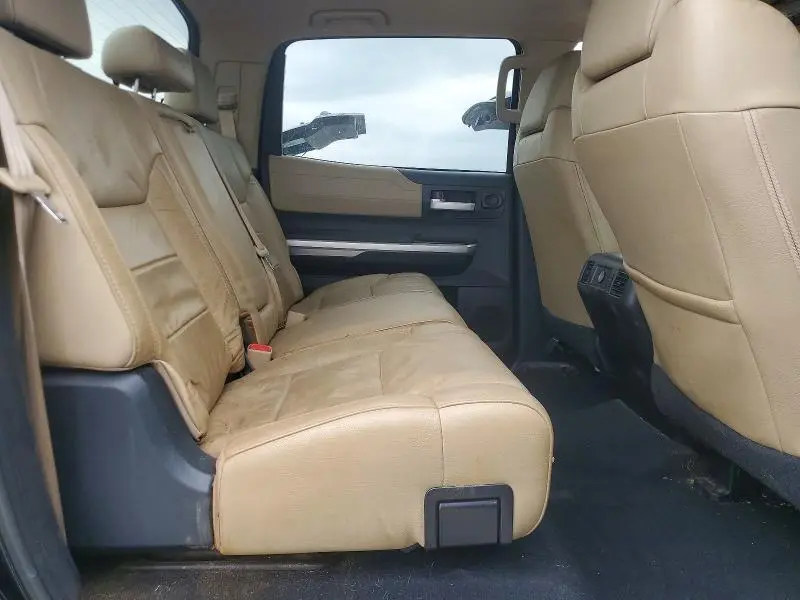2015 TOYOTA TUNDRA CREWMAX LIMITED  