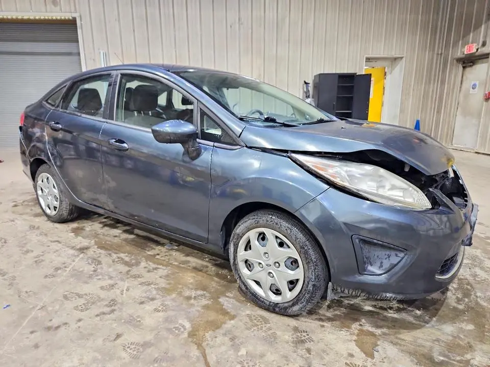 2011 FORD FIESTA SE  