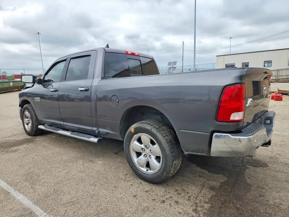 2018 RAM 1500 SLT  