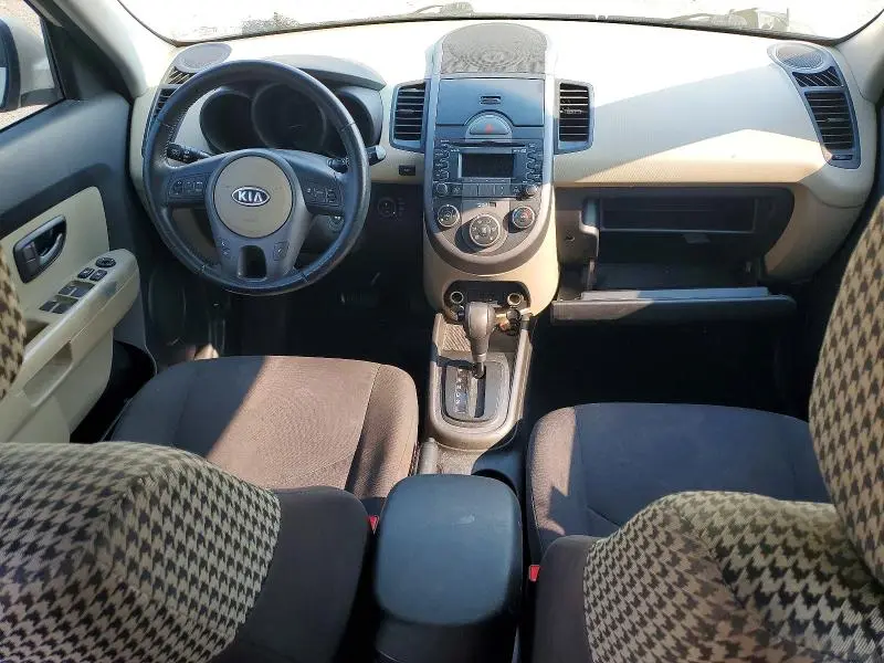 2010 KIA SOUL +  