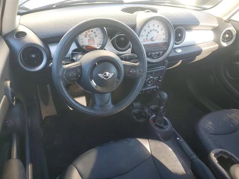 2013 MINI COOPER   
