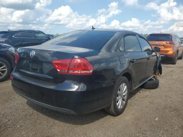 2013 VOLKSWAGEN PASSAT S  