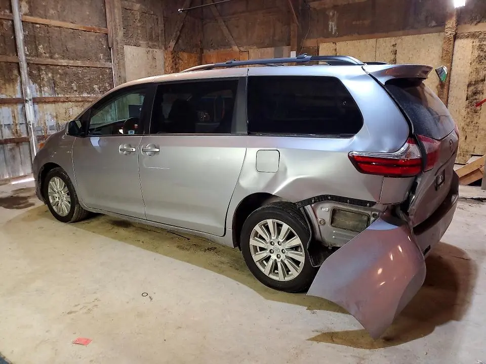 2017 TOYOTA SIENNA LE 7-PASSENGER  