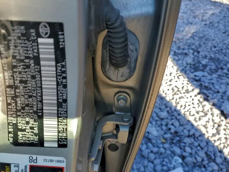 2015 TOYOTA CAMRY LE  