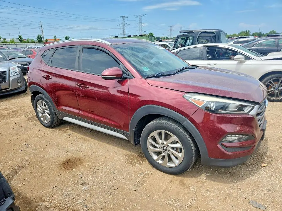 2017 HYUNDAI TUCSON SE PLUS  