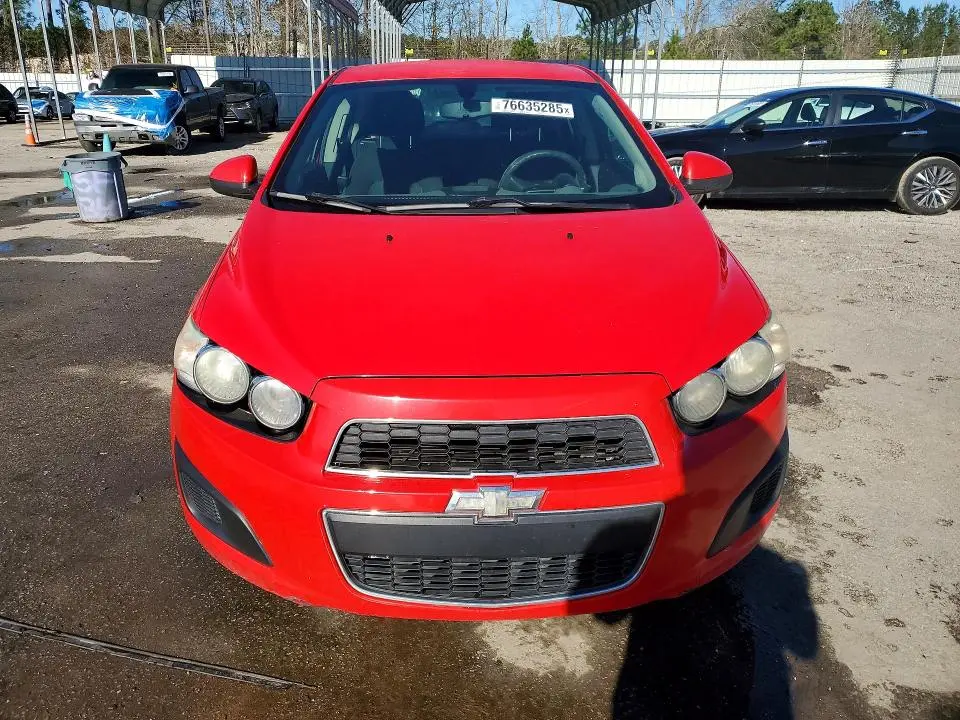 2015 CHEVROLET SONIC LT  