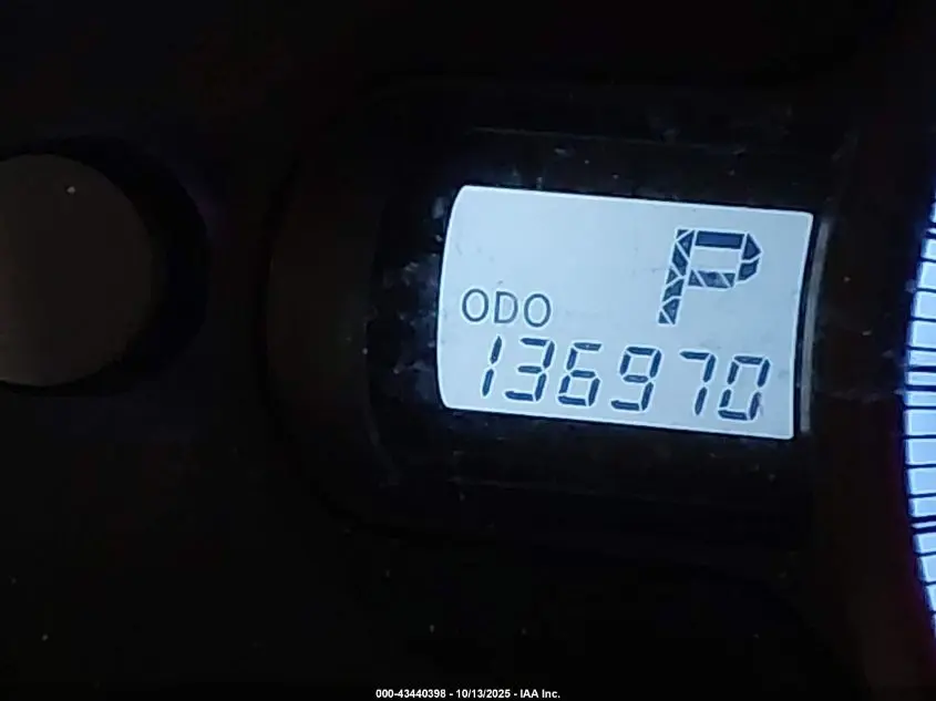 2014 TOYOTA SIENNA LE V6 8 PASSENGER