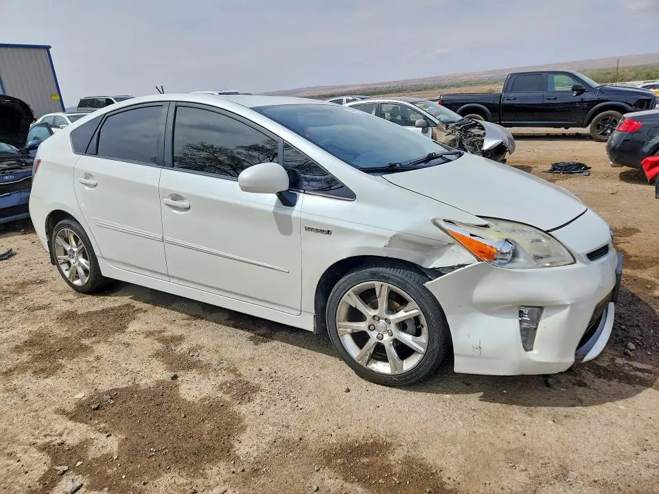 2013 TOYOTA PRIUS FOUR  