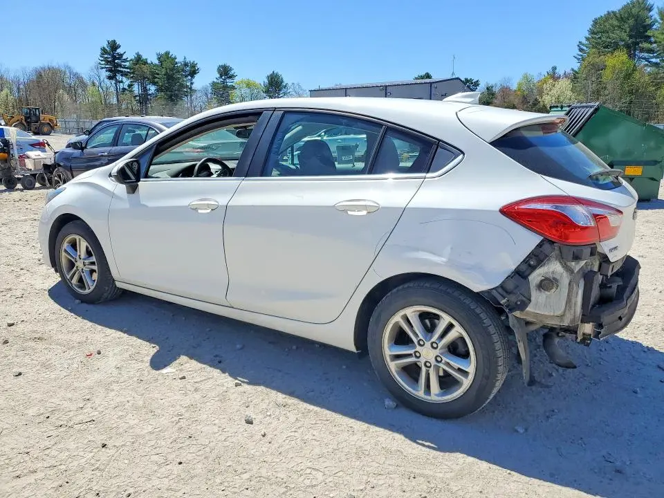 2017 CHEVROLET CRUZE LT  