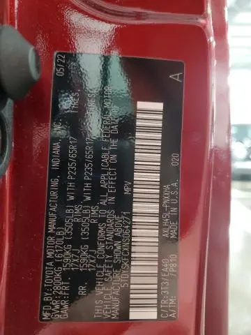 2022 TOYOTA SIENNA XLE  