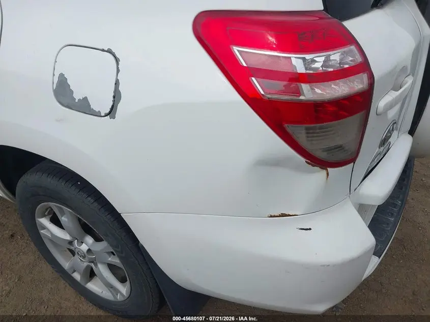 2012 TOYOTA RAV4  