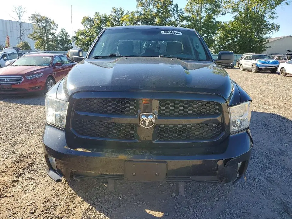 2016 RAM 1500 ST  