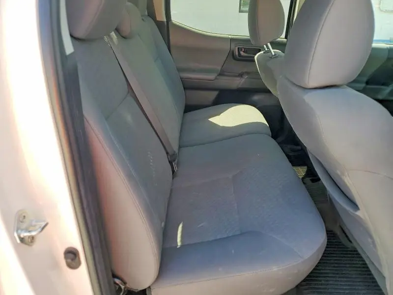 2022 TOYOTA TACOMA SR V6  