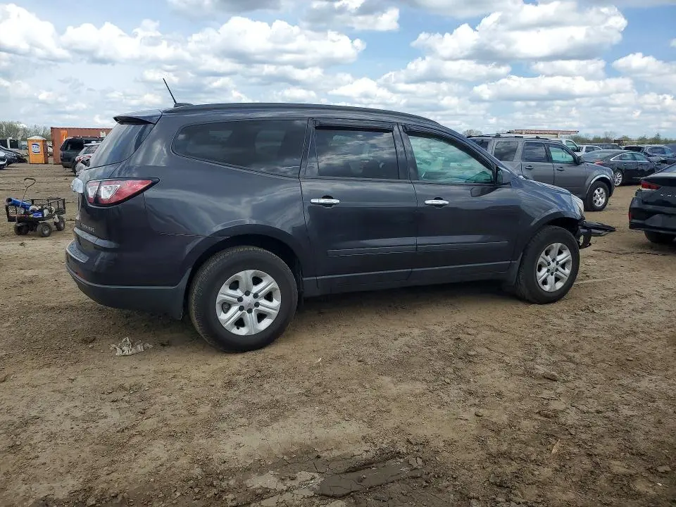 2017 CHEVROLET TRAVERSE LS  