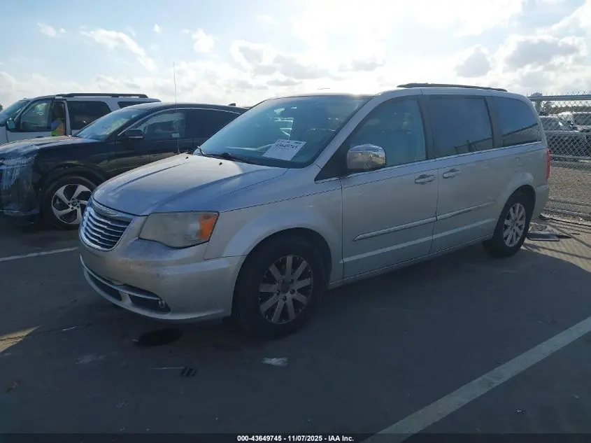 2011 CHRYSLER TOWN & COUNTRY TOURING-L