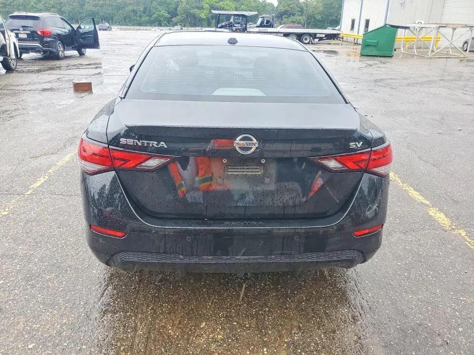 2020 NISSAN SENTRA SV  