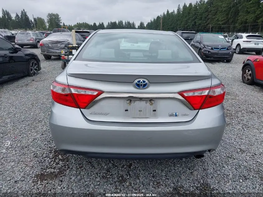 2015 TOYOTA CAMRY HYBRID SE