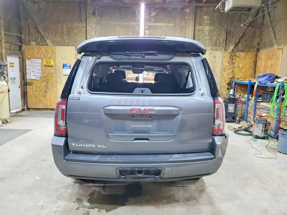 2018 GMC YUKON XL K1500 SLT  