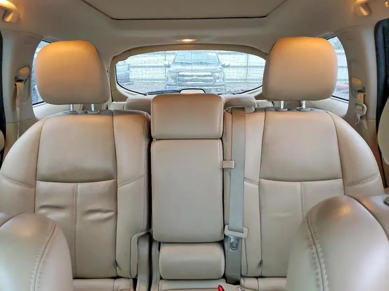 2015 NISSAN PATHFINDER SL  