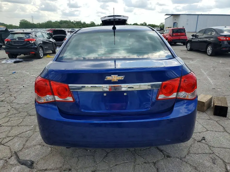 2013 CHEVROLET CRUZE LS  