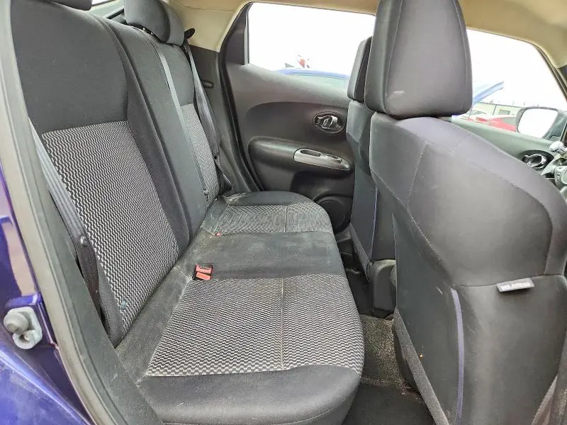 2015 NISSAN JUKE S  
