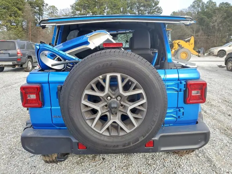 2025 JEEP WRANGLER SAHARA  