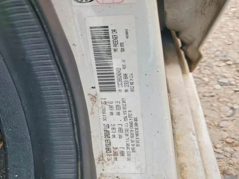 2013 CHRYSLER 200 LX  