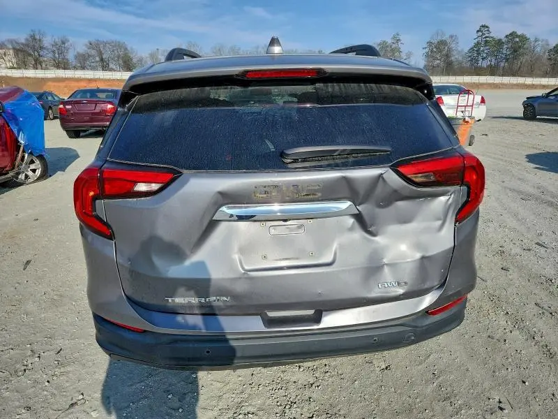 2018 GMC TERRAIN SLE  