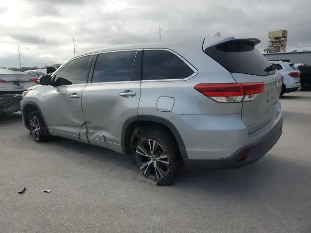 2017 TOYOTA HIGHLANDER LE  