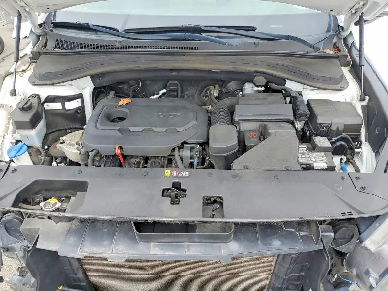 2019 HYUNDAI SANTA FE SEL 2.4L  