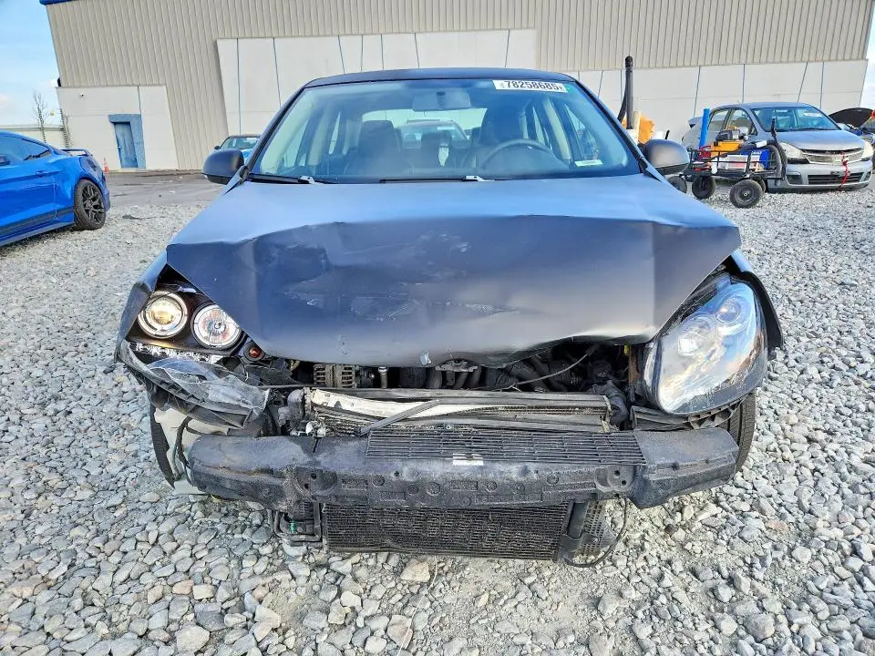 2010 VOLKSWAGEN JETTA   