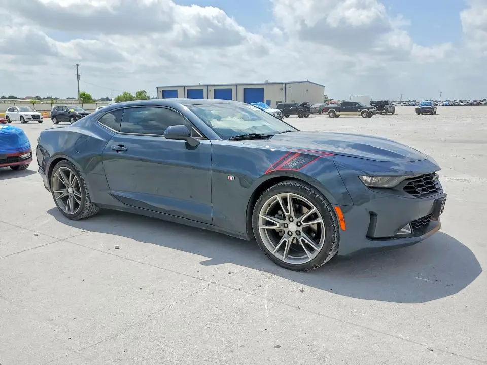 2019 CHEVROLET CAMARO LT  