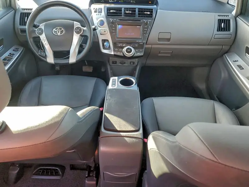 2013 TOYOTA PRIUS V   