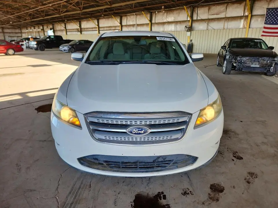 2011 FORD TAURUS SEL  