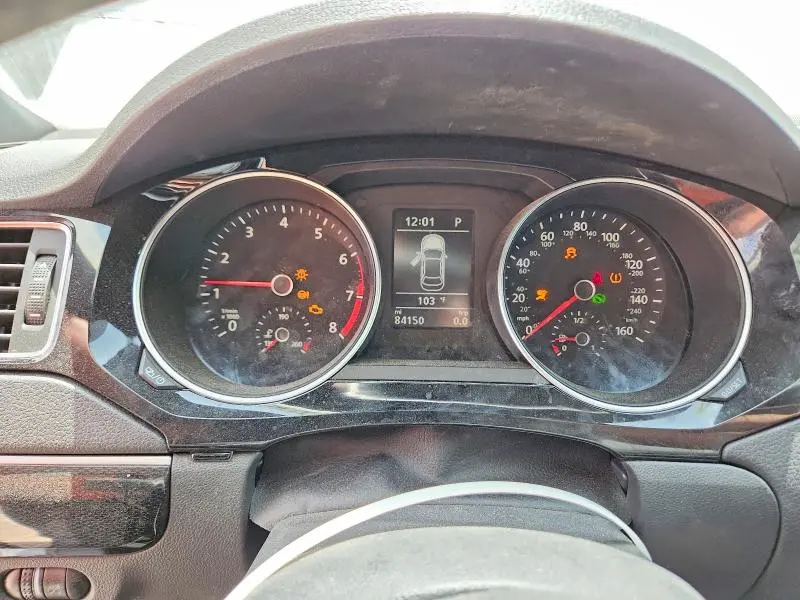 2018 VOLKSWAGEN JETTA SPORT  