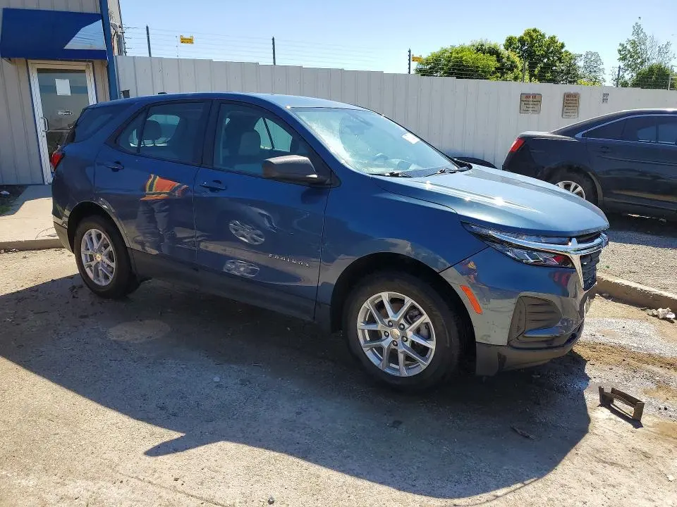 2024 CHEVROLET EQUINOX LS  