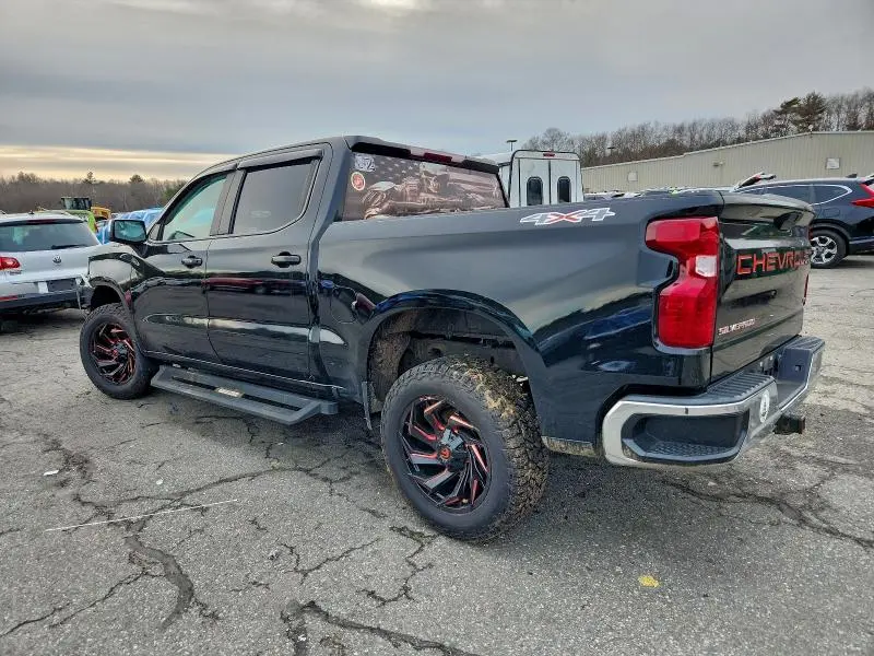 2021 CHEVROLET SILVERADO K1500 LT  