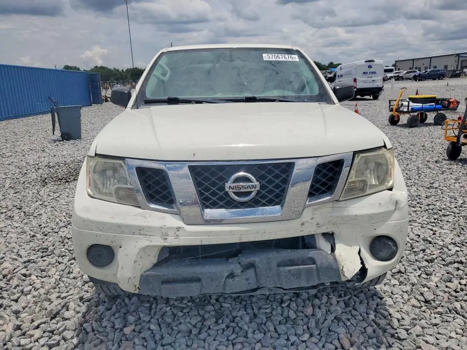 2019 NISSAN FRONTIER SV  