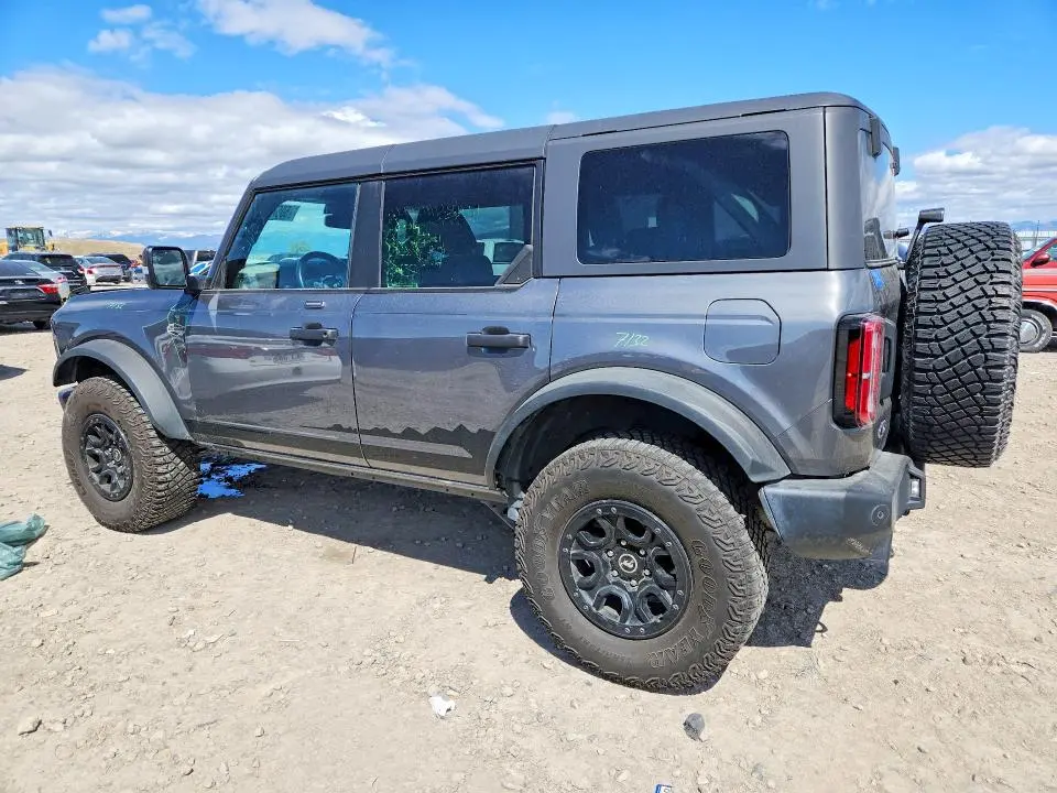 2022 FORD BRONCO BASE  