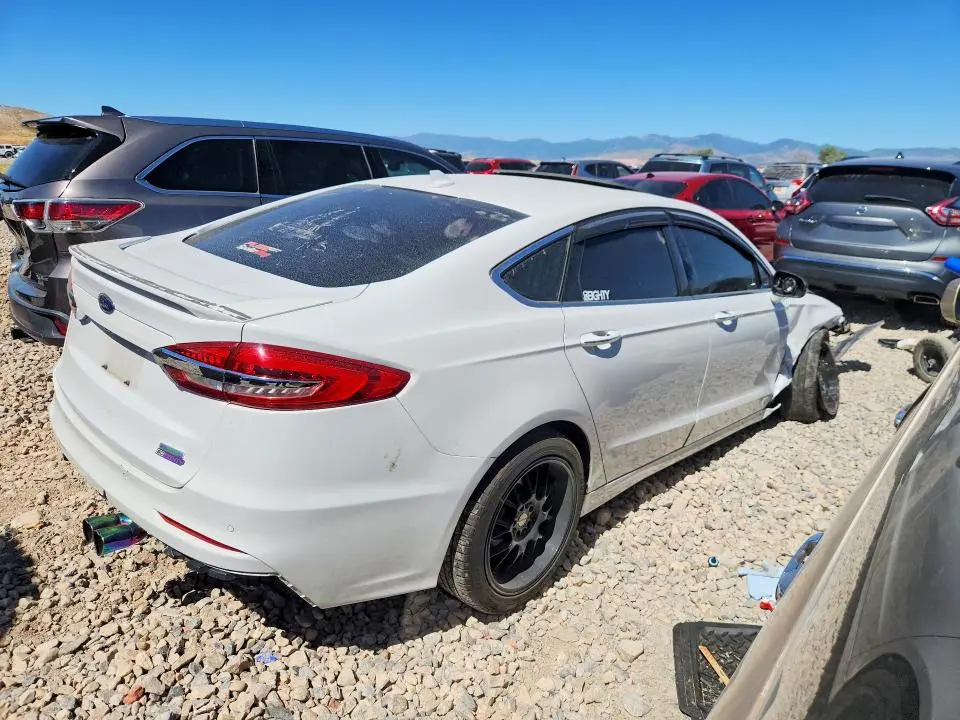 2020 FORD FUSION TITANIUM  