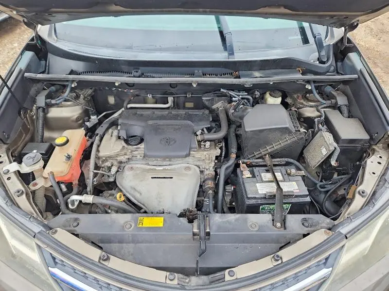 2013 TOYOTA RAV4 XLE  