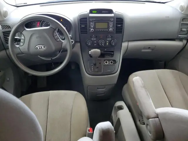 2011 KIA SEDONA LX  